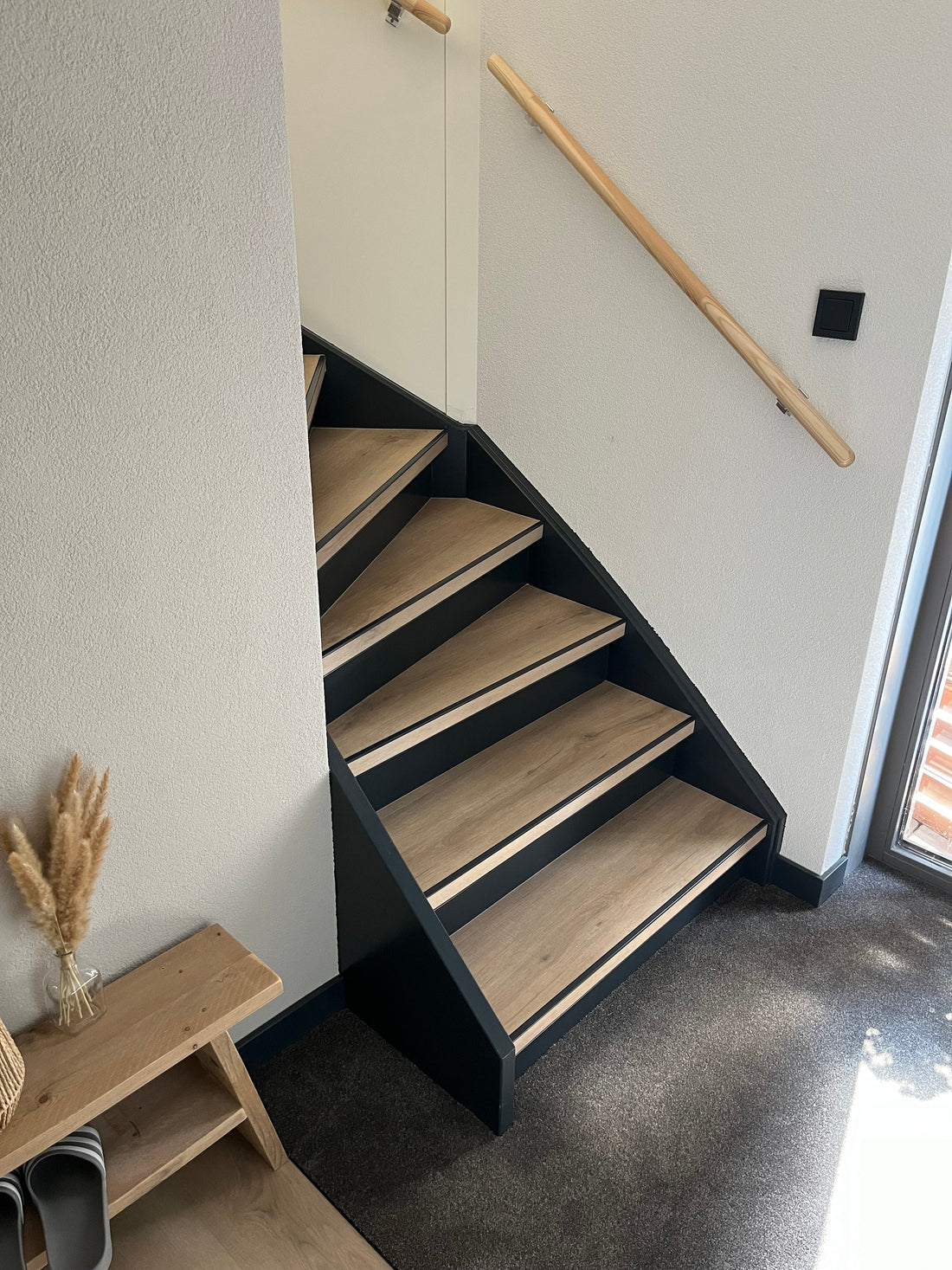 PVC traprenovatie met LED-verlichting in Zoetermeer