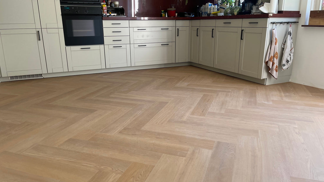 Visgraat PVC vloer in Zoetermeer